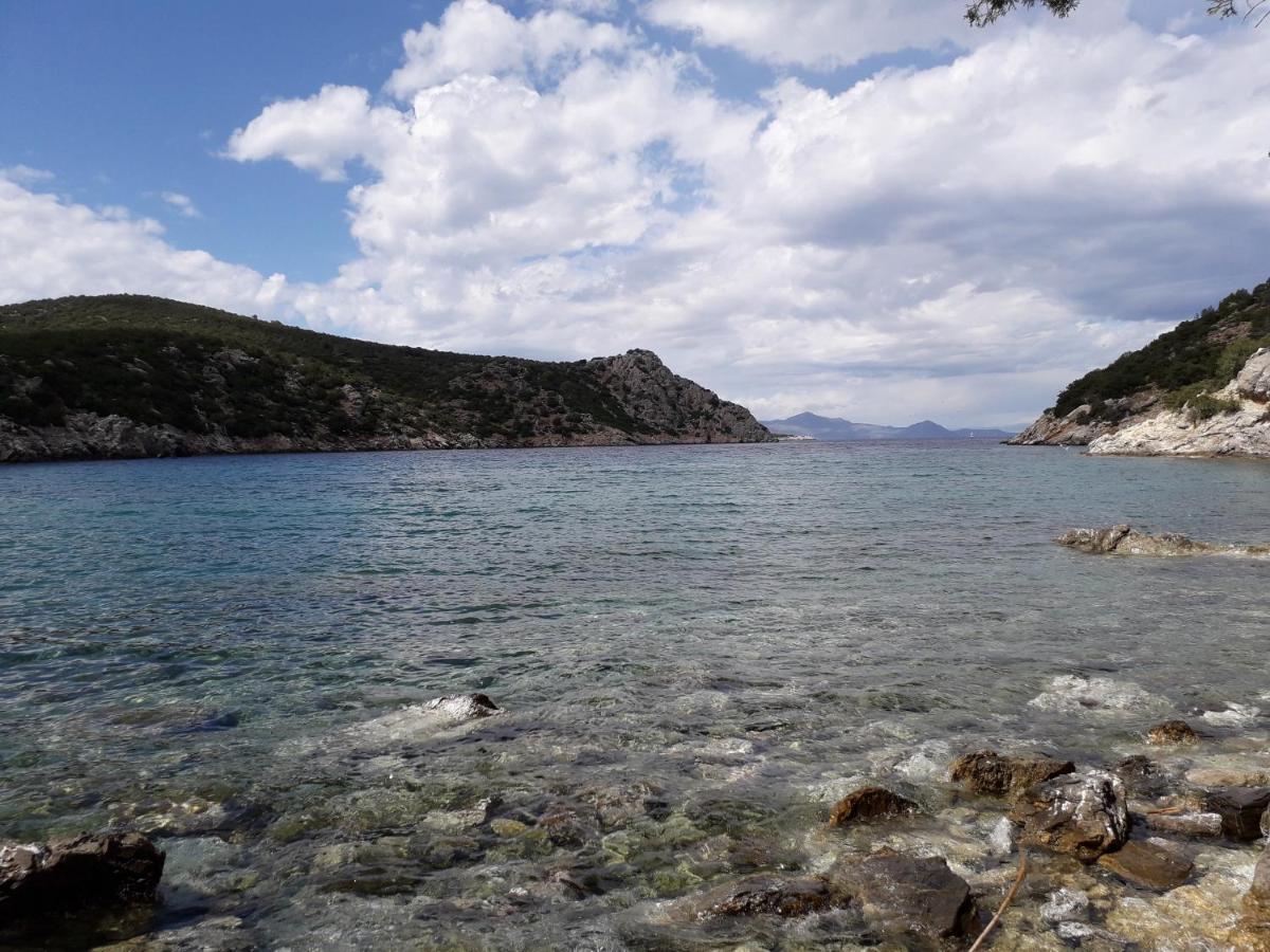 Forest & Sea Apartment Poros Town Ngoại thất bức ảnh